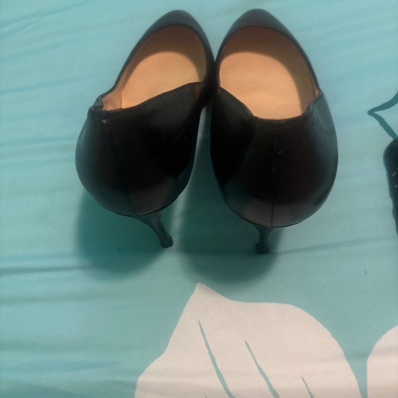 Black leather almond toe, Christian Louboutin shoes - Picture 3 of 7